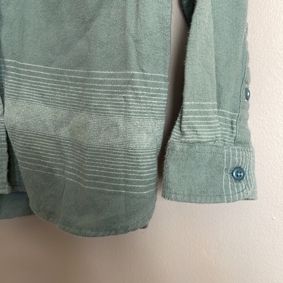 REI Cotton Button Up - Picture 4 of 5